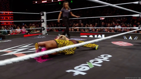 Click to view full size image
==============
wowraw20250127_00_05_21_25_Still529.jpg wowraw20250127_00_05_21_25_Still529.jpg