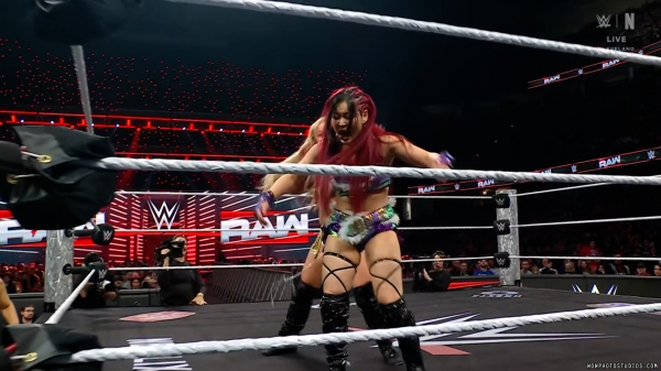 Click to view full size image
==============
wowraw20250203_00_05_39_10_Still613.jpg wowraw20250203_00_05_39_10_Still613.jpg