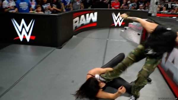 Click to view full size image
==============
wowraw20250203_00_05_51_25_Still688.jpg wowraw20250203_00_05_51_25_Still688.jpg