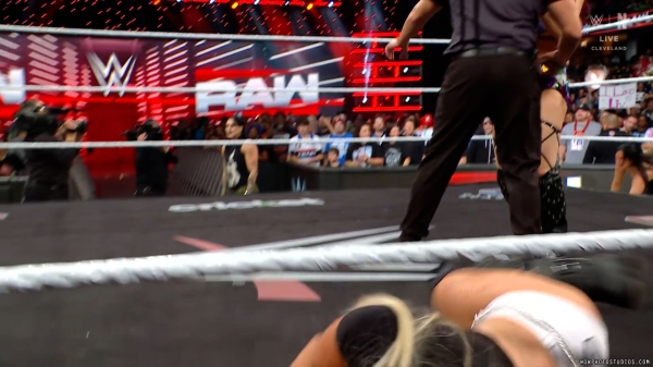 Click to view full size image
==============
wowraw20250203_00_05_53_15_Still698.jpg wowraw20250203_00_05_53_15_Still698.jpg