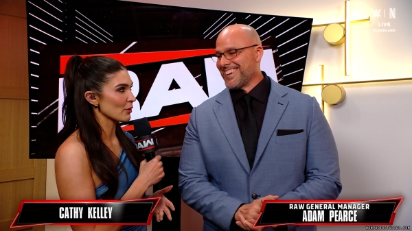 Click to view full size image
==============
wowraw20250203_00_06_23_15_Still748.jpg wowraw20250203_00_06_23_15_Still748.jpg