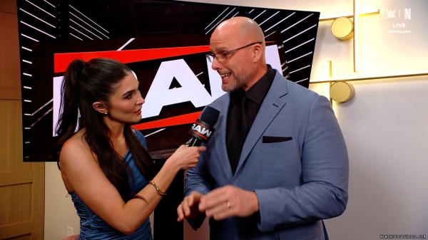 Click to view full size image
==============
wowraw20250203_00_06_23_25_Still750.jpg wowraw20250203_00_06_23_25_Still750.jpg