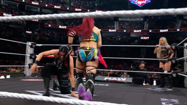 Click to view full size image
==============
wowraw20250210_00_01_12_25_Still141.jpg wowraw20250210_00_01_12_25_Still141.jpg