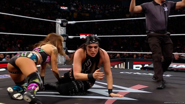 Click to view full size image
==============
wowraw20250210_00_01_13_25_Still147.jpg wowraw20250210_00_01_13_25_Still147.jpg