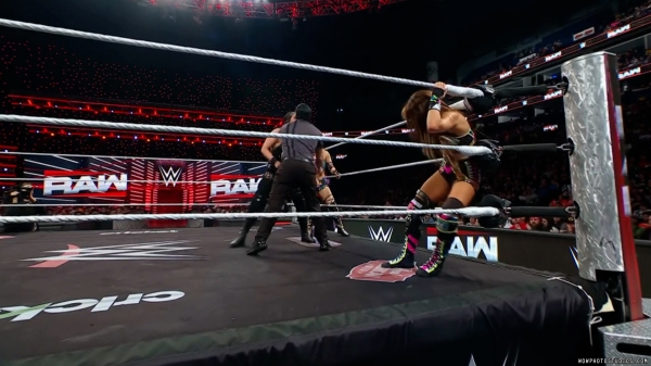 Click to view full size image
==============
wowraw20250210_00_01_32_25_Still260.jpg wowraw20250210_00_01_32_25_Still260.jpg