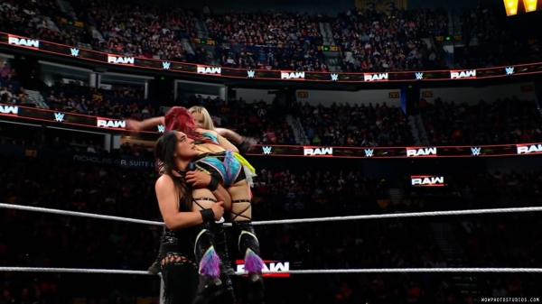 Click to view full size image
==============
wowraw20250210_00_01_49_05_Still358.jpg wowraw20250210_00_01_49_05_Still358.jpg