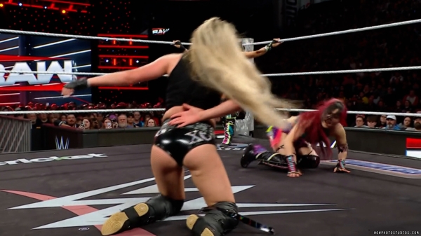 Click to view full size image
==============
wowraw20250210_00_01_51_25_Still374.jpg wowraw20250210_00_01_51_25_Still374.jpg