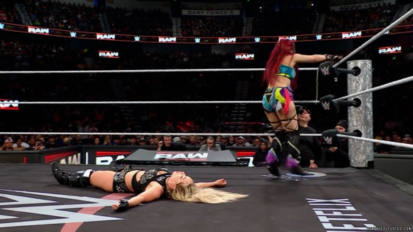 Click to view full size image
==============
wowraw20250210_00_02_00_00_Still423.jpg wowraw20250210_00_02_00_00_Still423.jpg