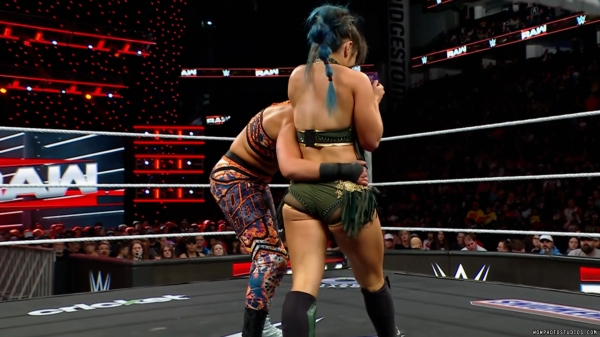 Click to view full size image
==============
wowraw20250210_00_02_44_05_Still554.jpg wowraw20250210_00_02_44_05_Still554.jpg