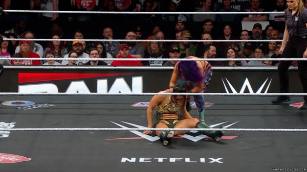 Click to view full size image
==============
wowraw20250210_00_02_45_10_Still561.jpg wowraw20250210_00_02_45_10_Still561.jpg