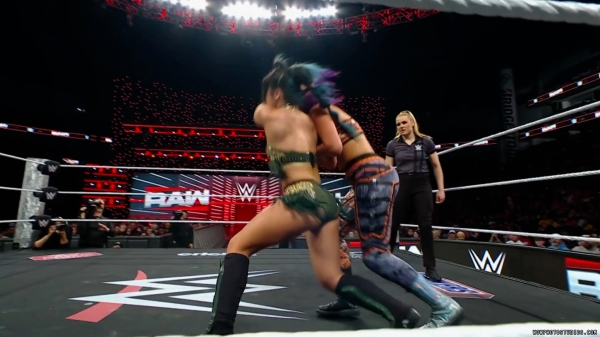 Click to view full size image
==============
wowraw20250210_00_02_50_20_Still592.jpg wowraw20250210_00_02_50_20_Still592.jpg