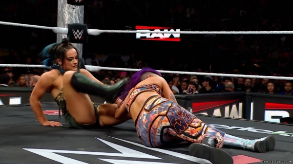 Click to view full size image
==============
wowraw20250210_00_02_51_05_Still595.jpg wowraw20250210_00_02_51_05_Still595.jpg