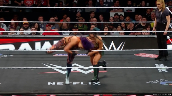 Click to view full size image
==============
wowraw20250210_00_02_52_10_Still602.jpg wowraw20250210_00_02_52_10_Still602.jpg