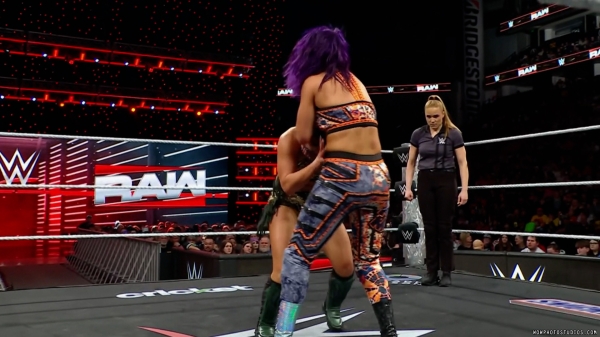 Click to view full size image
==============
wowraw20250210_00_03_08_10_Still697.jpg wowraw20250210_00_03_08_10_Still697.jpg