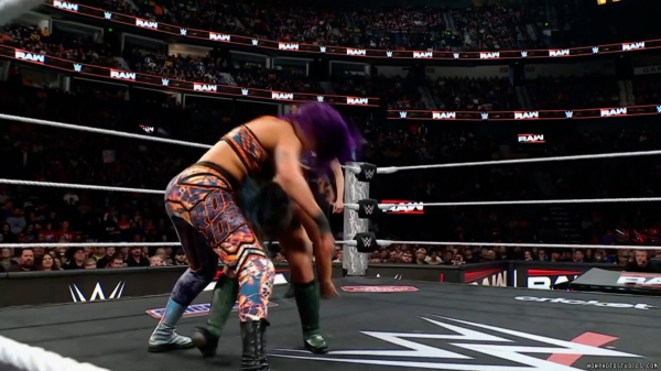 Click to view full size image
==============
wowraw20250210_00_03_15_10_Still739.jpg wowraw20250210_00_03_15_10_Still739.jpg