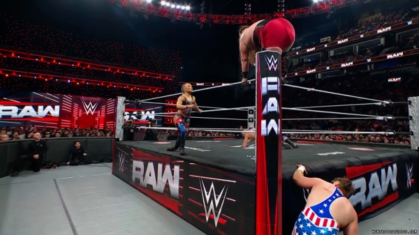 Click to view full size image
==============
wowraw20250210_00_05_56_15_Still995.jpg wowraw20250210_00_05_56_15_Still995.jpg