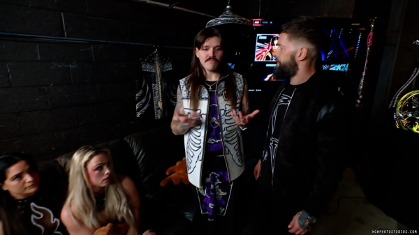 Click to view full size image
==============
wowraw20250210_00_06_05_10_Still1024.jpg wowraw20250210_00_06_05_10_Still1024.jpg