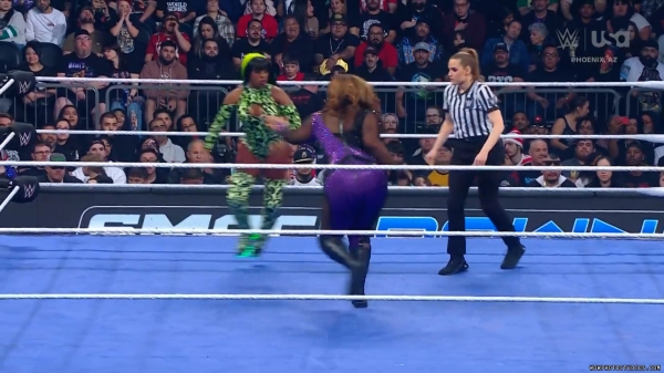 Click to view full size image
==============
wowsd20250103_00_04_12_25_Still239.jpg wowsd20250103_00_04_12_25_Still239.jpg