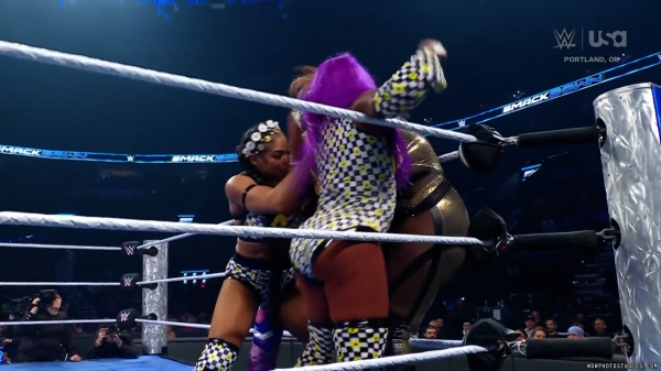 Click to view full size image
==============
wowsd20250110_00_04_55_20_Still521.jpg wowsd20250110_00_04_55_20_Still521.jpg