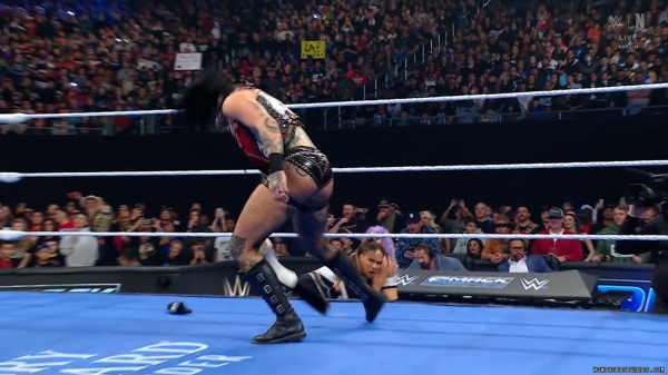 Click to view full size image
==============
wowsd20250124_00_03_13_20_Still382.jpg wowsd20250124_00_03_13_20_Still382.jpg