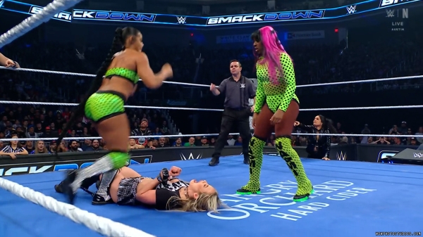 Click to view full size image
==============
wowsd20250124_00_03_23_00_Still423.jpg wowsd20250124_00_03_23_00_Still423.jpg