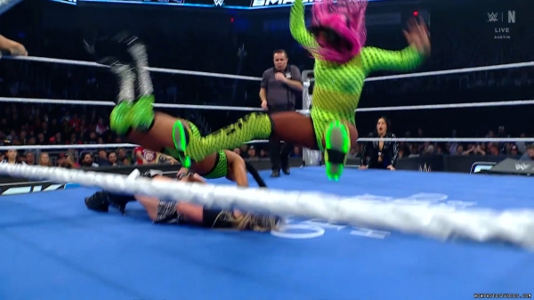 Click to view full size image
==============
wowsd20250124_00_03_23_05_Still424.jpg wowsd20250124_00_03_23_05_Still424.jpg