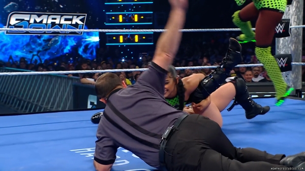 Click to view full size image
==============
wowsd20250124_00_03_23_10_Still425.jpg wowsd20250124_00_03_23_10_Still425.jpg