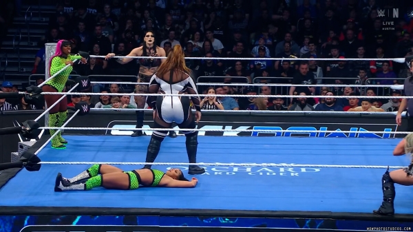 Click to view full size image
==============
wowsd20250124_00_03_27_10_Still449.jpg wowsd20250124_00_03_27_10_Still449.jpg