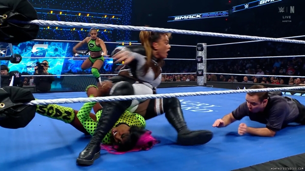 Click to view full size image
==============
wowsd20250124_00_03_33_10_Still485.jpg wowsd20250124_00_03_33_10_Still485.jpg