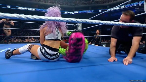 Click to view full size image
==============
wowsd20250124_00_03_35_25_Still500.jpg wowsd20250124_00_03_35_25_Still500.jpg