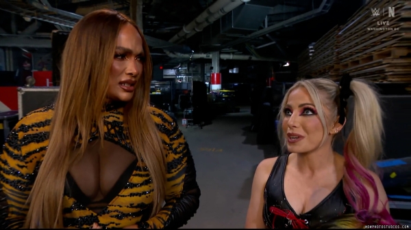 Click to view full size image
==============
wowsd20250214_00_04_28_20_Still270.jpg wowsd20250214_00_04_28_20_Still270.jpg