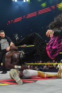 TNAiMPACT2504_LIVE_Moose_JDC_w-_AlishaEdwards_vs_TheHardys-WM-27.jpg