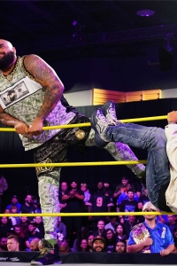 TNAiMPACT2510_AJFrancis_w-_KCNavarro_vs_SteveMaclin_TheNothernArmory-WM-3.jpg
