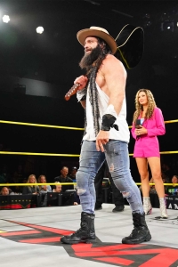 TNAiMPACT2510_Elijah_vs_BrianMyers_w-_AlishaEdwards_TheSystem_JoeHendry-WM-3.jpg