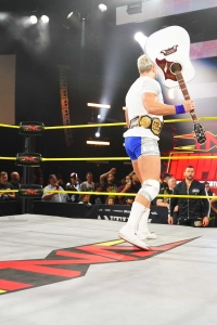 TNAiMPACT2510_Elijah_vs_BrianMyers_w-_AlishaEdwards_TheSystem_JoeHendry-WM-35.jpg