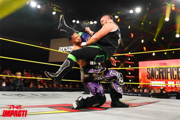 Click to view full size image
==============
TNAiMPACT2511_EddieEdwards_w-_AlishaEdwards_vs_LeonSlater-WM-18.jpg TNAiMPACT2511_EddieEdwards_w-_AlishaEdwards_vs_LeonSlater-WM-18.jpg