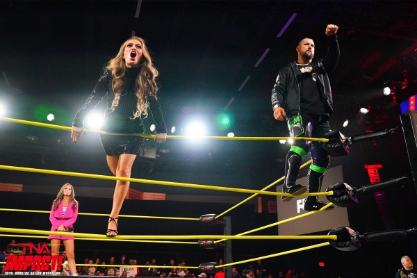 Click to view full size image
==============
TNAiMPACT2511_EddieEdwards_w-_AlishaEdwards_vs_LeonSlater-WM-3.jpg TNAiMPACT2511_EddieEdwards_w-_AlishaEdwards_vs_LeonSlater-WM-3.jpg