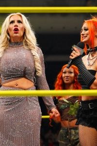 TNAiMPACT2512_Ash_Heather_ByElegance_ChampionshipCelebration-WM-27.jpg