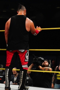 TNAiMPACT2521_JakePainter_vs_EddieEdwards_w-_AlishaEdwards-WM-17.jpg