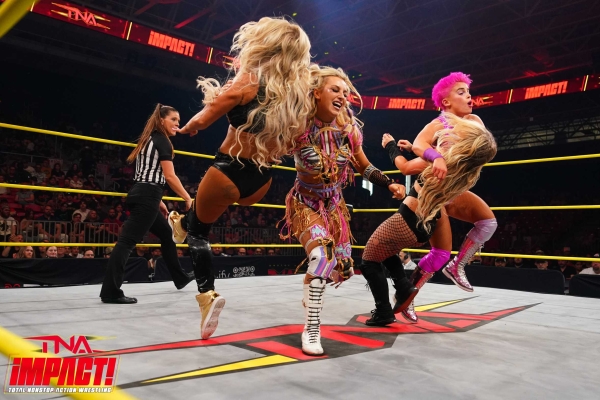 Click to view full size image
==============
TNAiMPACT2528_TheEleganceBrand_vs_HarleyHudson_MylaGrace-WM-27.jpg TNAiMPACT2528_TheEleganceBrand_vs_HarleyHudson_MylaGrace-WM-27.jpg