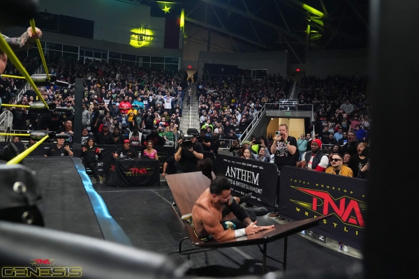 TNAGenesis2025_JoshAlexander_vs_MikeSantana-WM-35.jpg