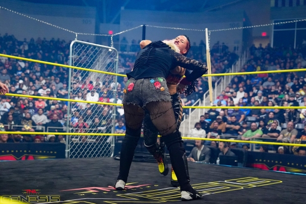 Click to view full size image
==============
TNAGenesis2025_Rosemary_vs_MashaSlamovich_CoraJade-WM-13.jpg TNAGenesis2025_Rosemary_vs_MashaSlamovich_CoraJade-WM-13.jpg