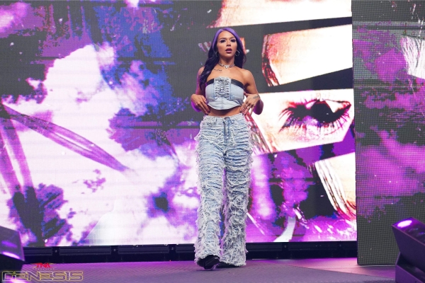 Click to view full size image
==============
TNAGenesis2025_Rosemary_vs_MashaSlamovich_CoraJade-WM-56.jpg TNAGenesis2025_Rosemary_vs_MashaSlamovich_CoraJade-WM-56.jpg