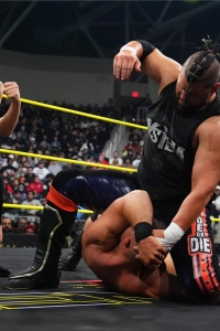 TNAGenesis2025_TheSystem_w-_AlishaEdwards_vs_EricYoung_SteveMaclin-WM-11.jpg
