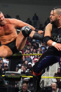 TNAGenesis2025_TheSystem_w-_AlishaEdwards_vs_EricYoung_SteveMaclin-WM-13.jpg