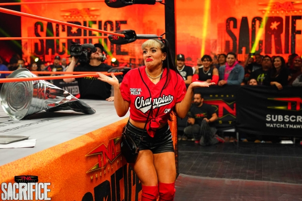 TNASacrifice2025_SamiCallihan_vs_ManceWarner_w-_StephDeLander-WM-15.jpg