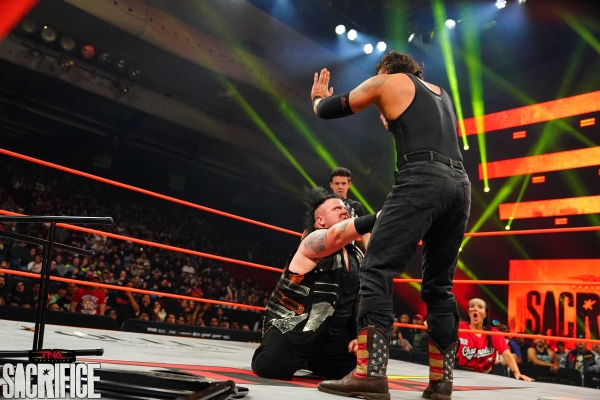 TNASacrifice2025_SamiCallihan_vs_ManceWarner_w-_StephDeLander-WM-21.jpg