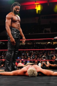 CDtoRebellion2025_FrankieKazarian_vs_EthanPage_vs_JoeHendry_TrickWilliams-WM-73.jpg