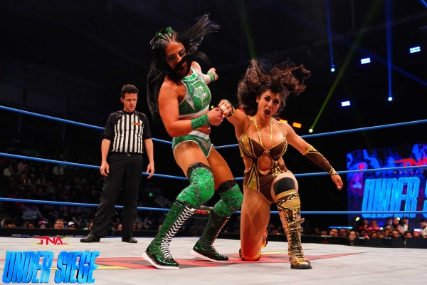 TNAUnderSiege2025_TessaBlanchard_w_RobertStone_vs_AriannaGrace_w-_SantinoMarella-WM-27.jpg