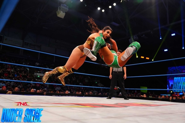 TNAUnderSiege2025_TessaBlanchard_w_RobertStone_vs_AriannaGrace_w-_SantinoMarella-WM-32.jpg